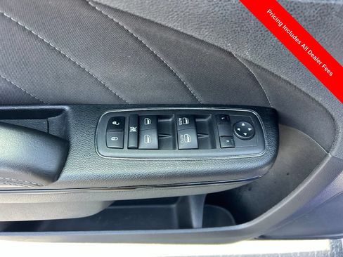 Used 2022 Dodge Charger R/T w/ Blacktop Package RWD image 6