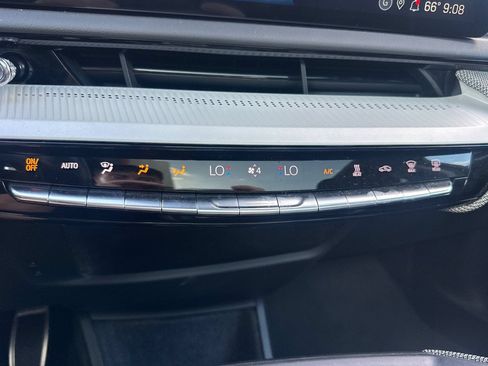 Certified 2025 Cadillac Optiq Sport 2 AWD/4WD image 27