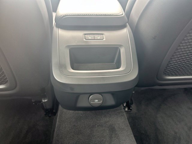 Certified 2025 Volvo S60 B5 Plus AWD/4WD image 16