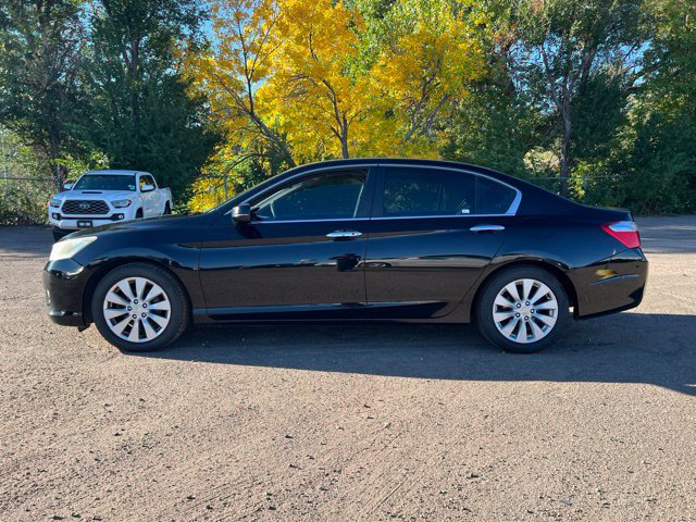 Used 2013 Honda Accord EX image 2