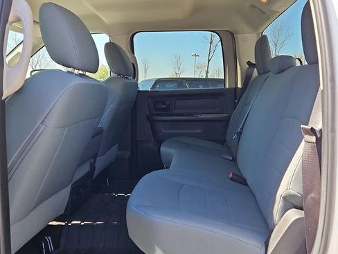 Used 2017 RAM 2500 Tradesman w/ Chrome Appearance Group image 8