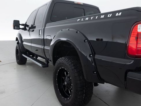 Used 2015 Ford F250 Platinum w/ FX4 Off-Road Package AWD/4WD image 13
