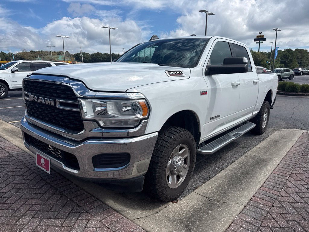 Used 2022 RAM 2500 Big Horn AWD/4WD image 1