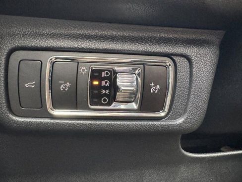 New 2026 Lincoln Corsair Premiere FWD image 22