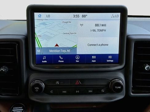 Used 2023 Ford Bronco Sport Outer Banks w/ Tech Package AWD/4WD image 17