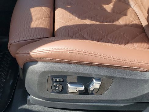 New 2026 BMW X5 xDrive40i w/ M Sport Package image 9