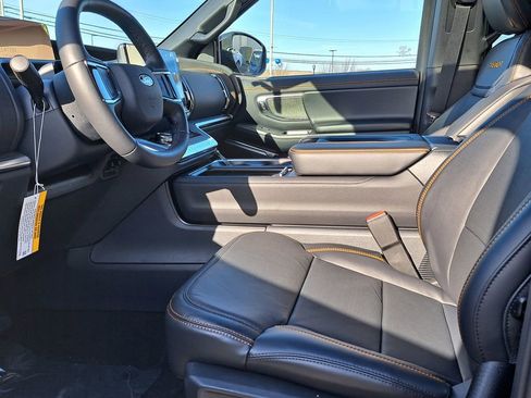 New 2026 Ford Expedition Tremor image 12