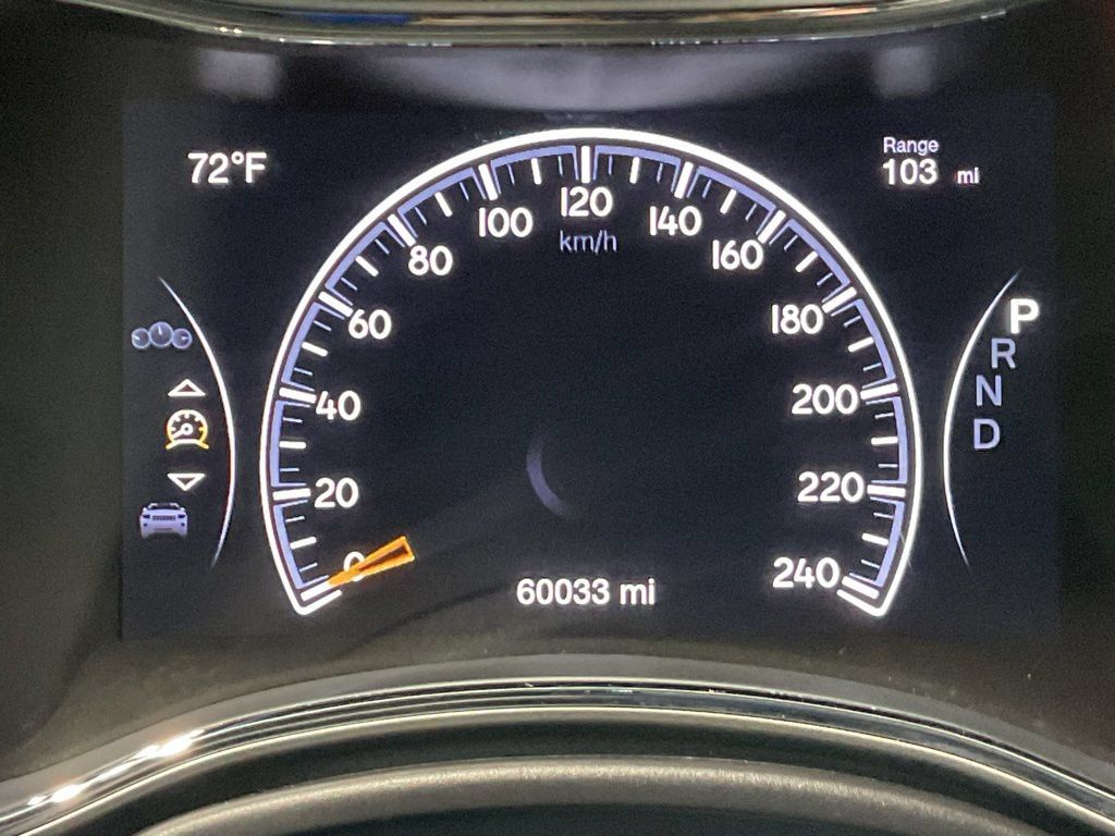 Used 2018 Jeep Grand Cherokee Limited AWD/4WD image 12