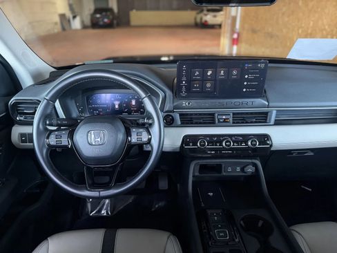 Used 2026 Honda Passport RTL image 19