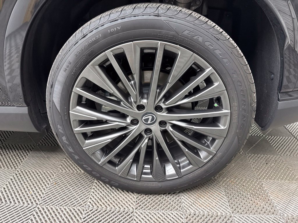 Used 2025 Lexus RX 350 w/ Convenience Package AWD/4WD image 9