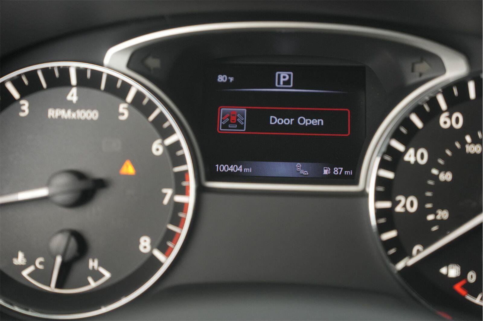 Used 2017 Nissan Pathfinder SL w/ SL Premium Package FWD image 28