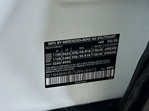 Certified 2025 Mercedes-Benz GLB 250 4MATIC image 44