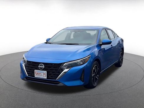 Used 2025 Nissan Sentra SV FWD image 7