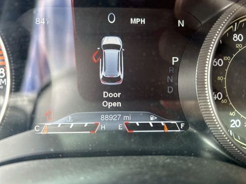 Used 2017 Jeep Cherokee Trailhawk w/ Comfort/Convenience Group image 14