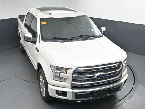 Used 2015 Ford F150 Platinum w/ Equipment Group 701A Luxury image 42