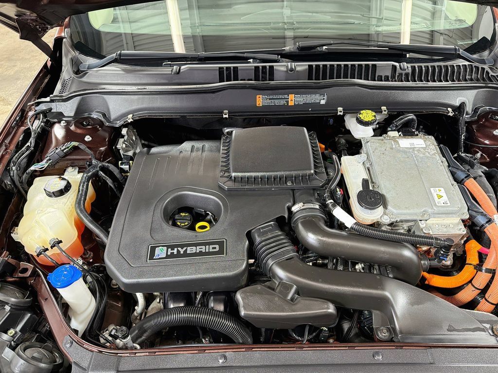 Used 2019 Ford Fusion SE FWD image 30