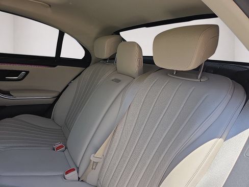 Used 2023 Mercedes-Benz S 500 4MATIC image 21