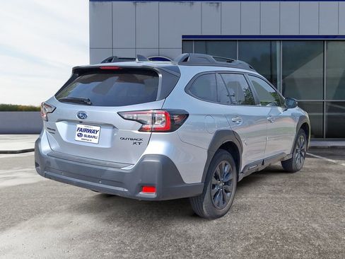 Used 2024 Subaru Outback Onyx Edition XT AWD/4WD image 6