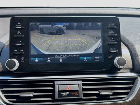 Used 2021 Honda Accord EX-L image 11