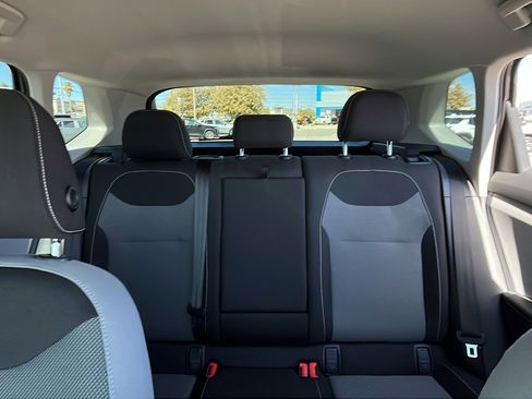 Used 2024 Volkswagen Taos S image 23