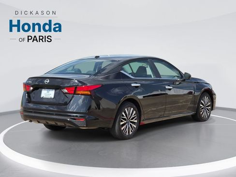 Used 2025 Nissan Altima 2.5 SV FWD image 5