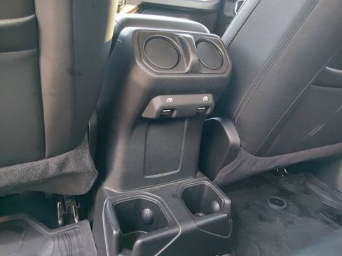 Used 2024 Jeep Gladiator Sport AWD/4WD image 12