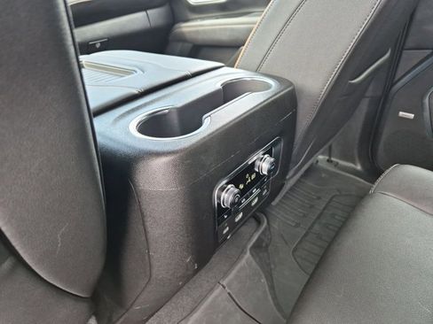 Used 2023 GMC Yukon AT4 AWD/4WD image 23