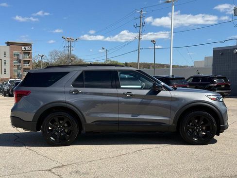Certified 2023 Ford Explorer ST-Line w/ Class IV Trailer Tow Package AWD/4WD image 2