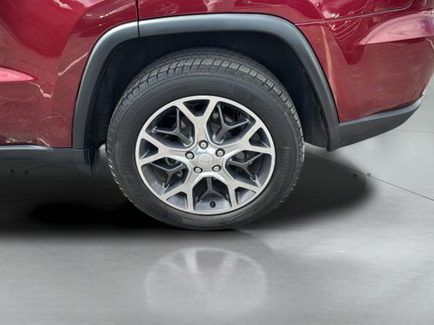 Used 2020 Jeep Grand Cherokee Limited RWD image 37