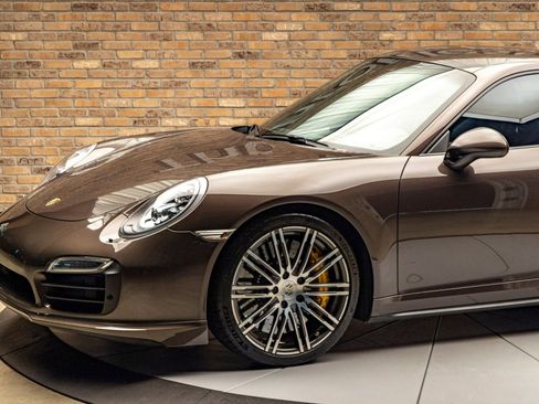 Used 2015 Porsche 911 4 Coupe image 7