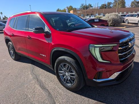 Used 2025 GMC Acadia Elevation image 7