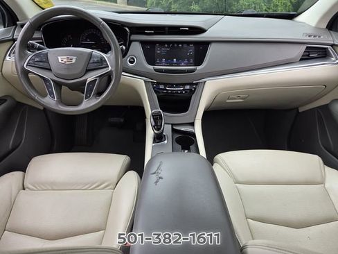 Used 2017 Cadillac XT5 Premium Luxury AWD/4WD image 13