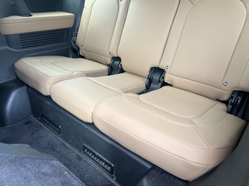 Used 2026 Land Rover Defender 130 S AWD/4WD image 37