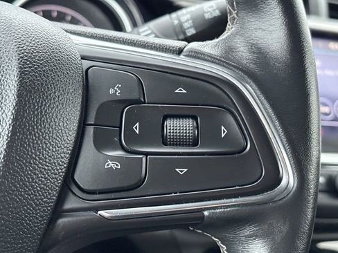 Used 2023 Buick Encore GX Select w/ Sport Touring Package image 19