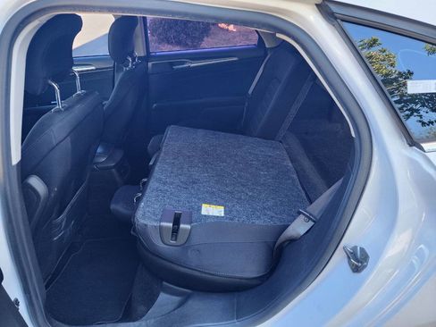 Used 2013 Ford Fusion SE image 20