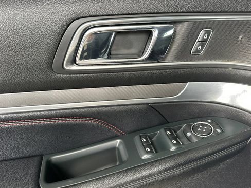 Used 2019 Ford Explorer Sport AWD/4WD image 11