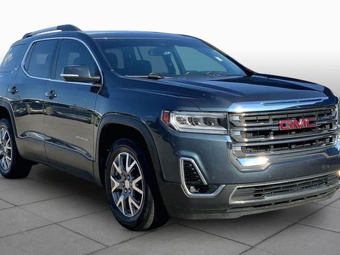Used 2020 GMC Acadia SLT w/ Driver Alert Package II AWD/4WD image 3