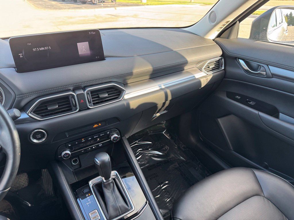 Used 2024 MAZDA CX-5 AWD 2.5 S w/ Select Package image 2