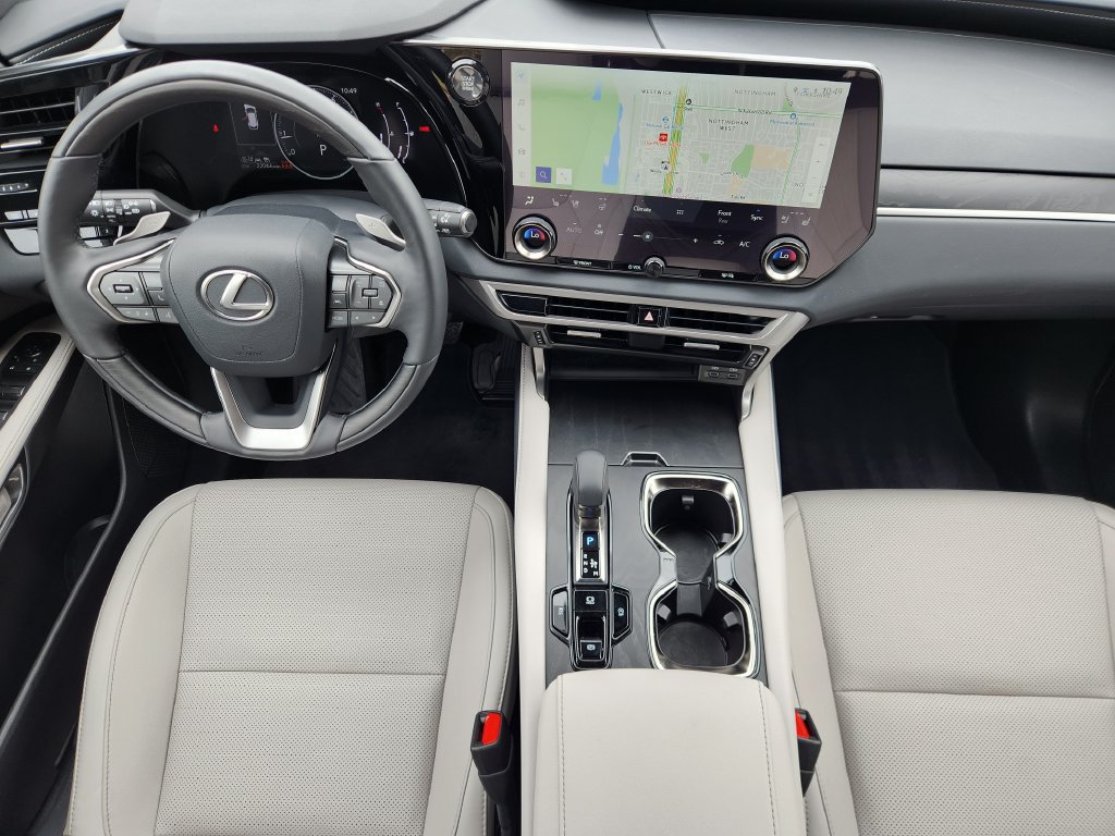 Used 2024 Lexus RX 350 Premium w/ Accessory Package (Z1) FWD image 26