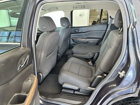 Used 2019 GMC Acadia SLE w/ Driver Alert Package I image 13