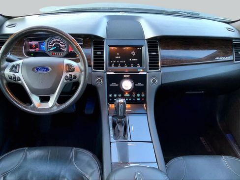 Used 2017 Ford Taurus Limited FWD image 14