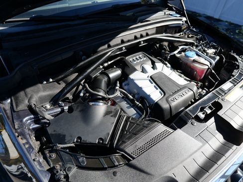 Used 2017 Audi Q5 3.0T Premium Plus w/ Technology Package image 52