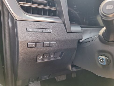 Used 2024 Lexus GX 550 AWD/4WD image 25