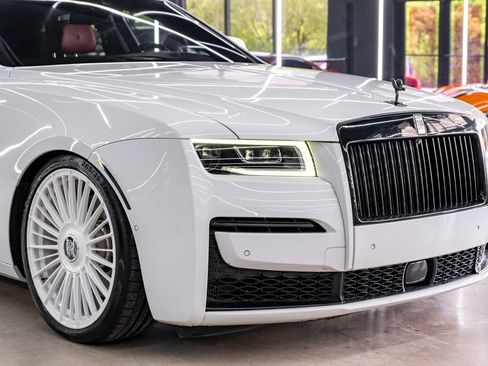 Used 2021 Rolls-Royce Ghost AWD/4WD image 3