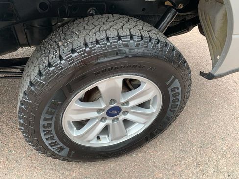 Used 2016 Ford F150 XLT AWD/4WD image 17