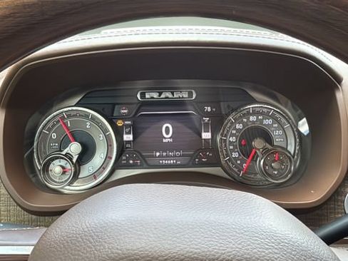 Used 2019 RAM 2500 Limited AWD/4WD image 16