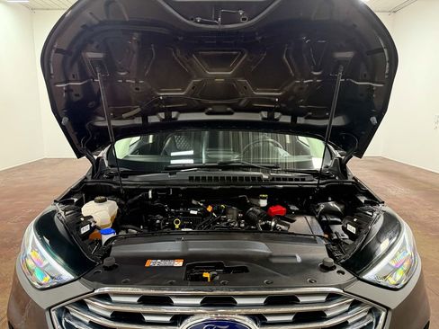 Used 2024 Ford Edge Titanium image 83