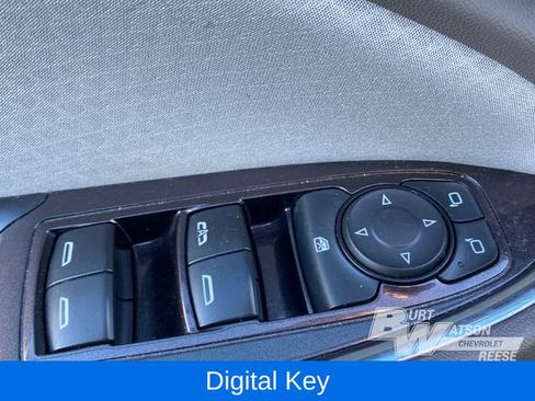 Used 2016 Chevrolet Malibu LT image 13