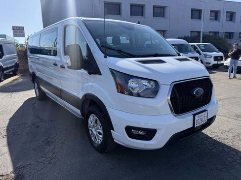 Used 2023 Ford Transit 350 XLT RWD image 7
