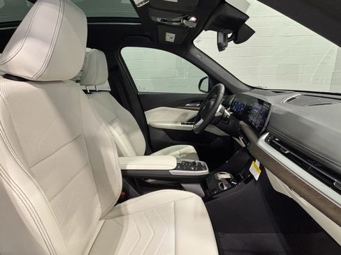 New 2027 BMW X1 xDrive28i AWD/4WD image 24